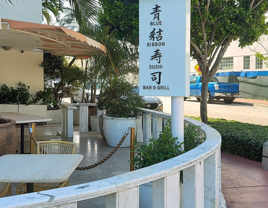 Miami Beach - Plymouth Hotel sign